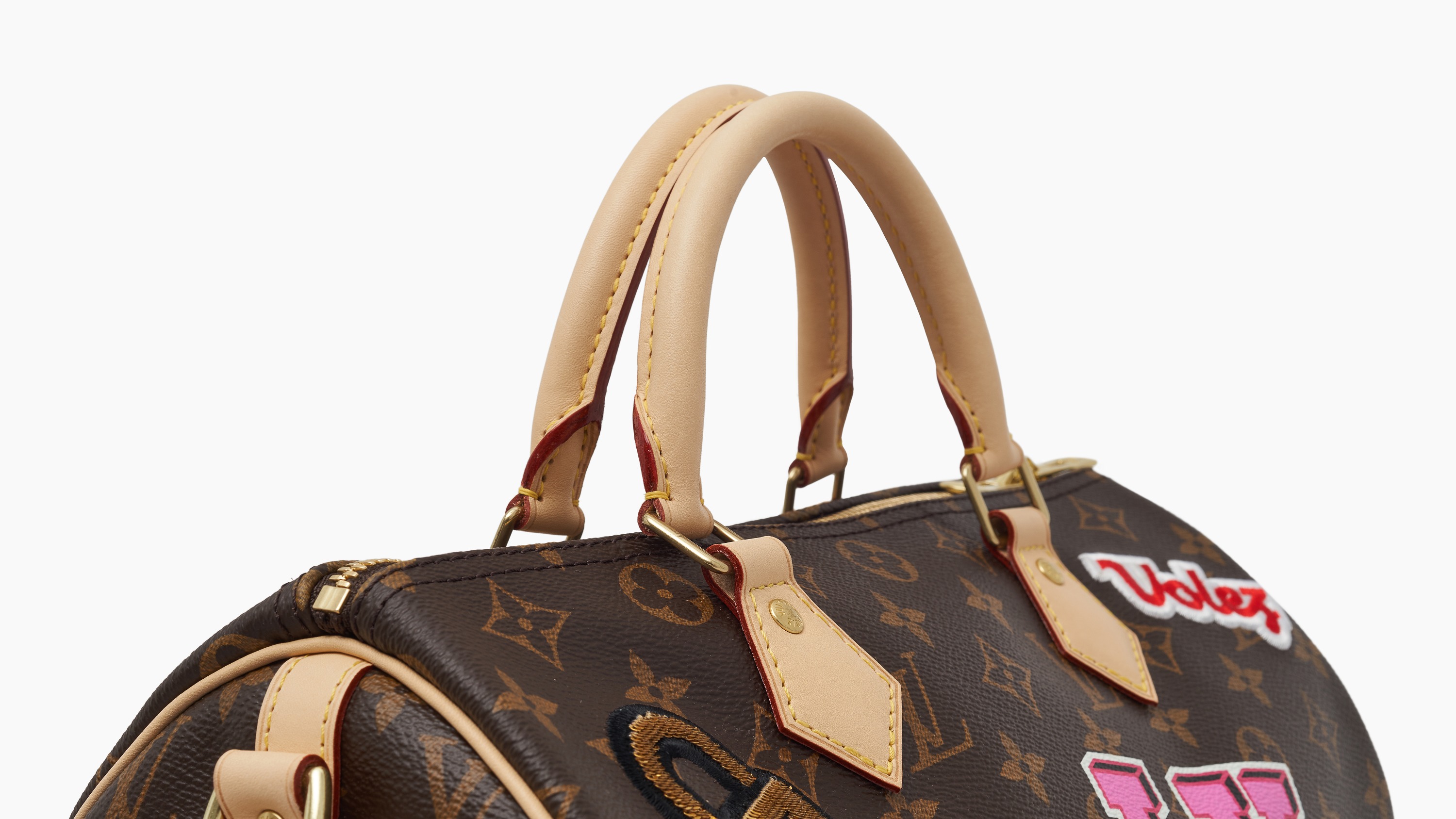Shoulder strap detail