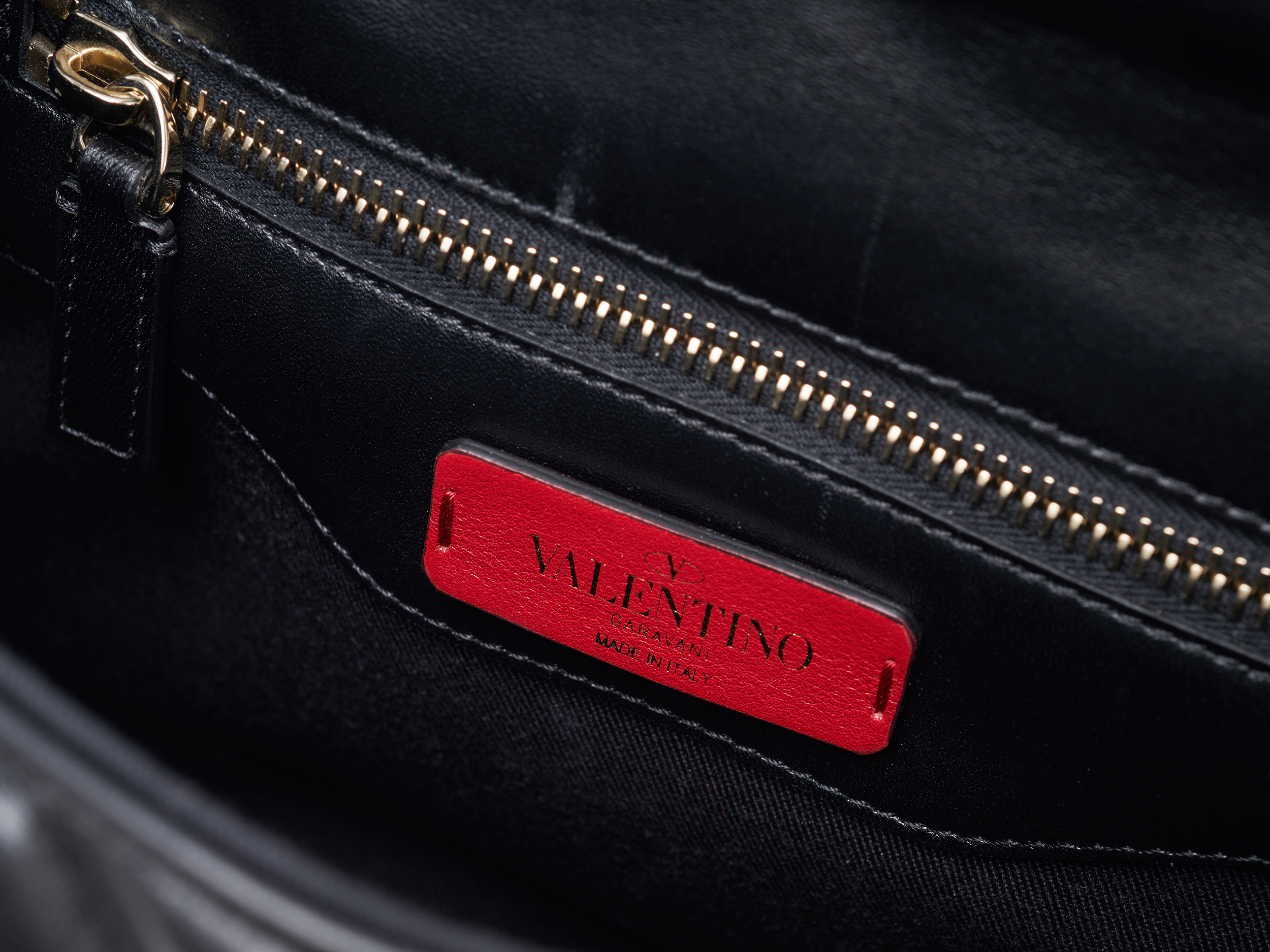 Interior red logo label
