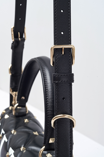 Strap detail 1