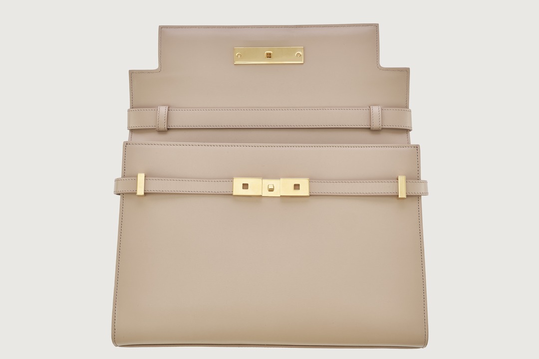 Shoulder Strap Detail