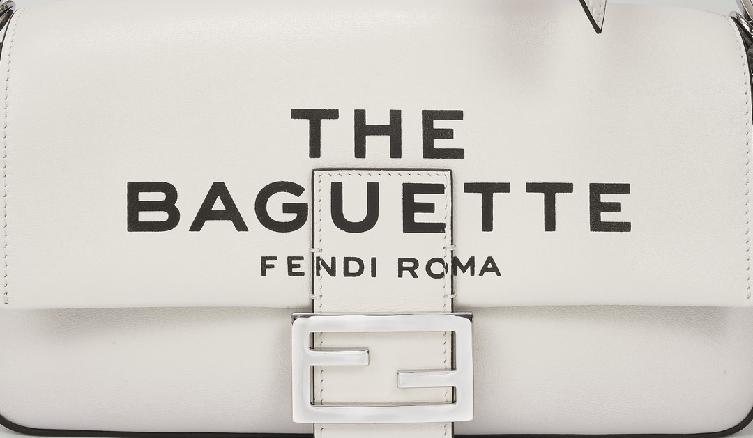 Baguette Bag Detailed View