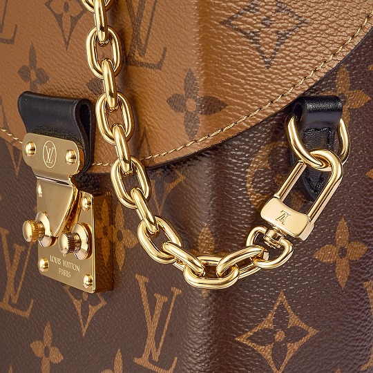 Chain detail