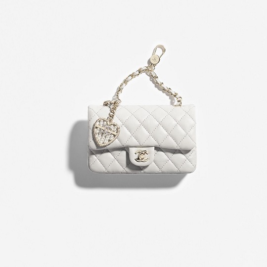 CHANEL Mini Flap Bag in Pale Green
