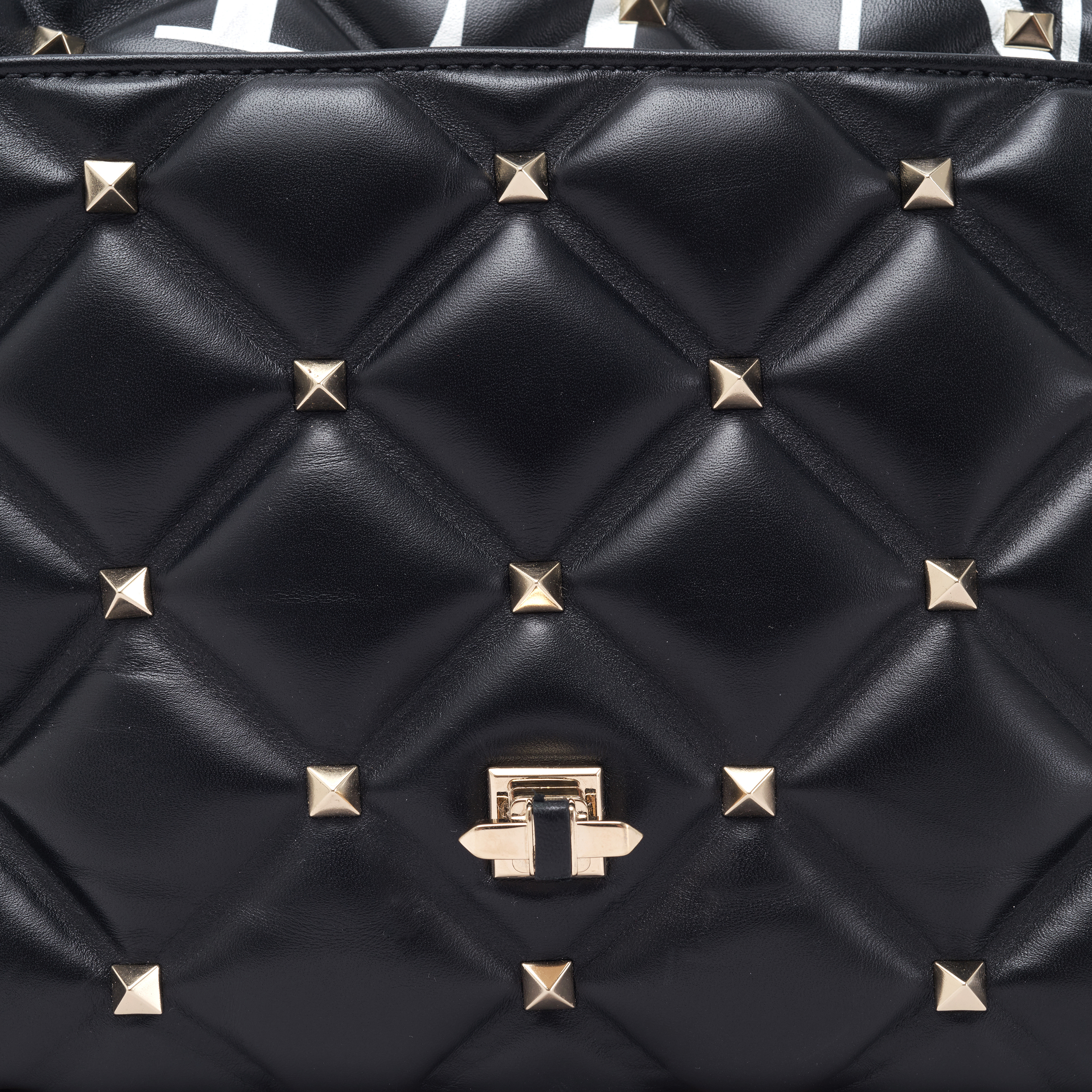 Diamond-quilted leather detail