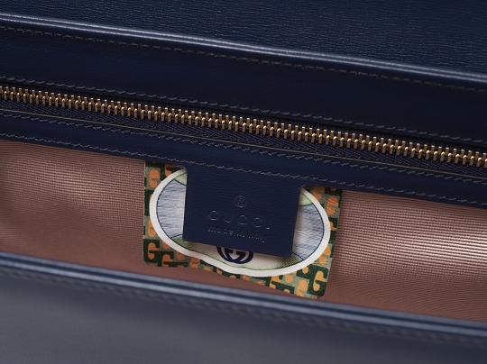 Gucci Rajah Logo Tag