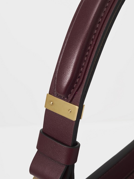 Mystic Bag handle side view
