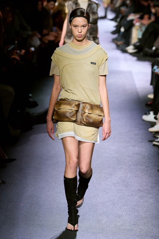 Miu Miu 2023 Runway