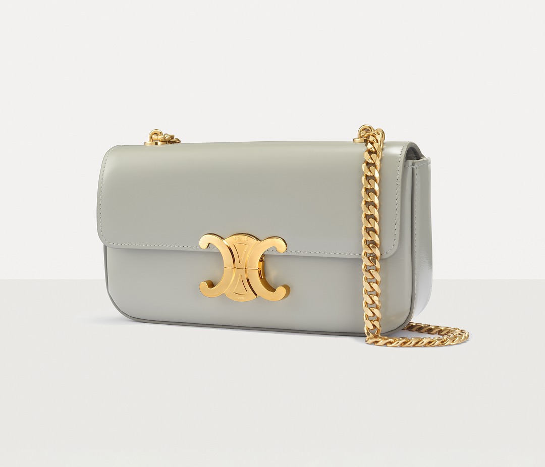 CELINE Triomphe Chain Bag Side View