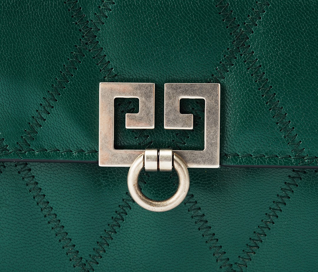 Givenchy Pocket Bag detail