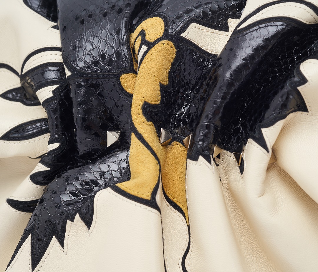 Valentino Bloomy Bag Detail