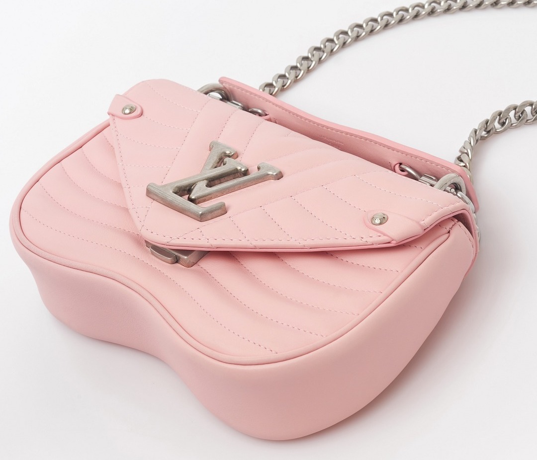 Louis Vuitton New Wave handbag detail