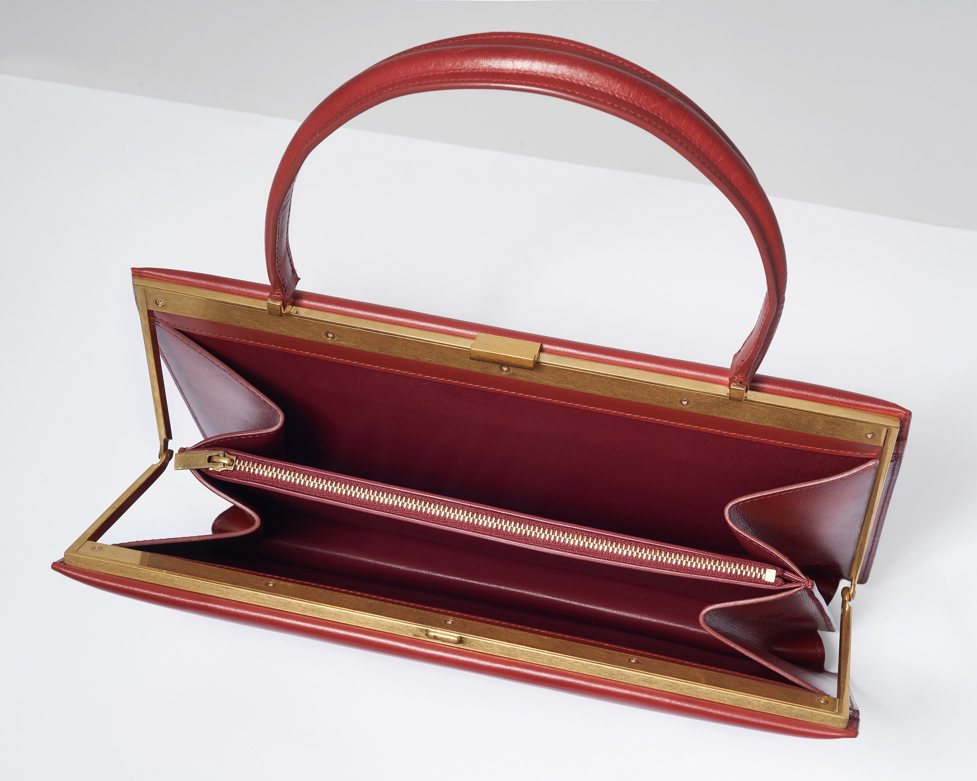 Bag interior showing compartments