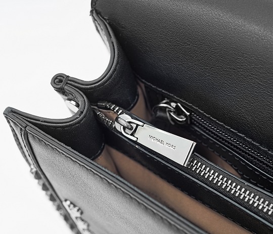 Zipper Detail