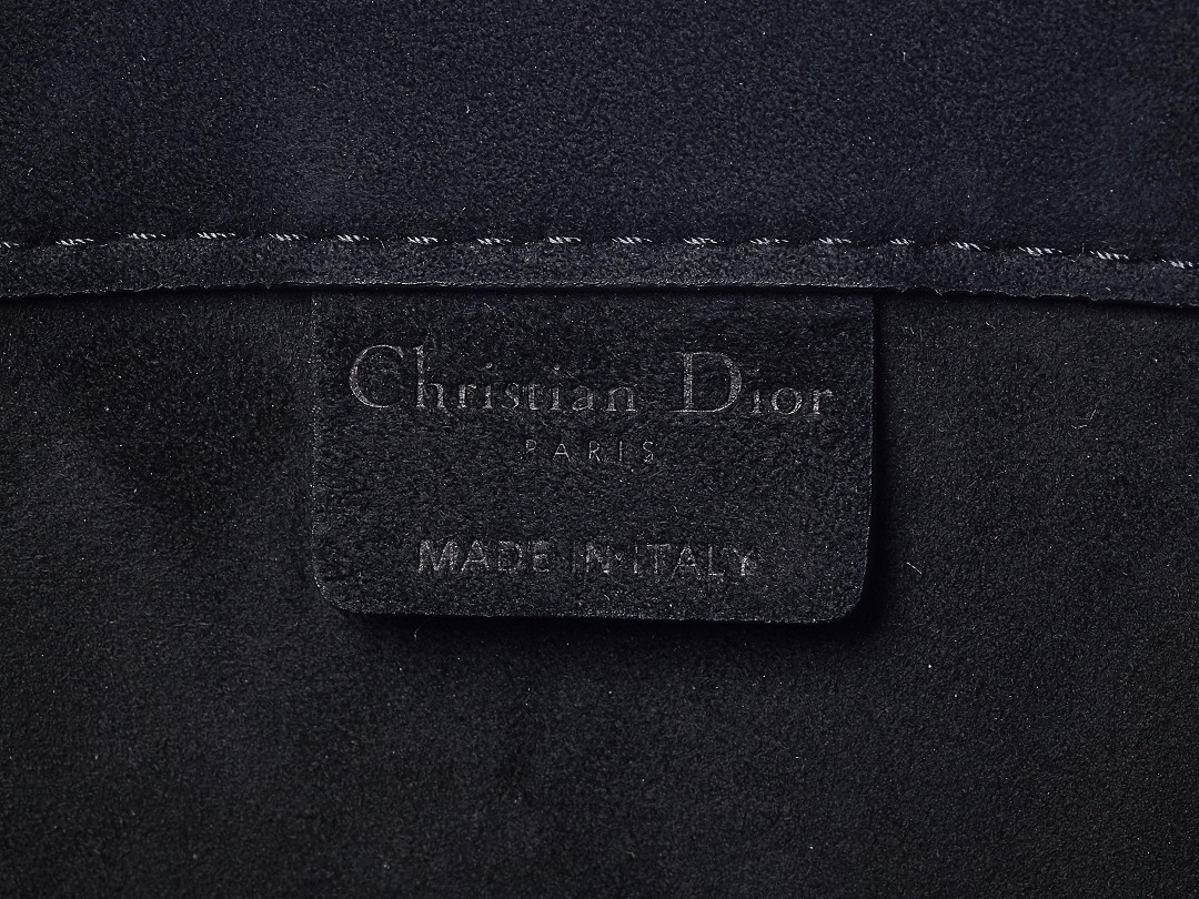 Bag being worn