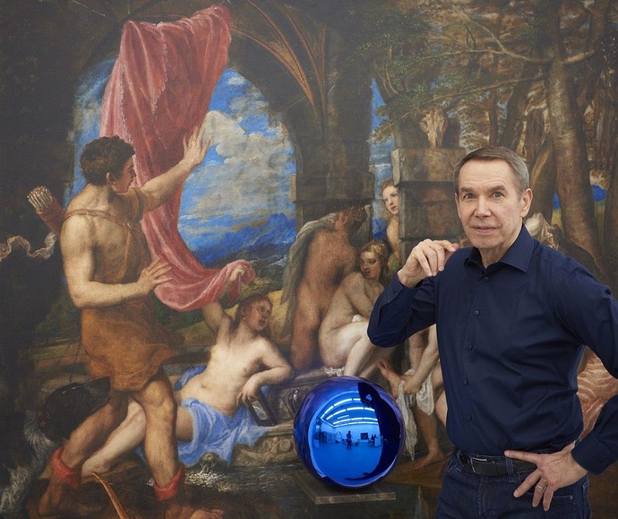 Jeff Koons with Gazing Ball artworks