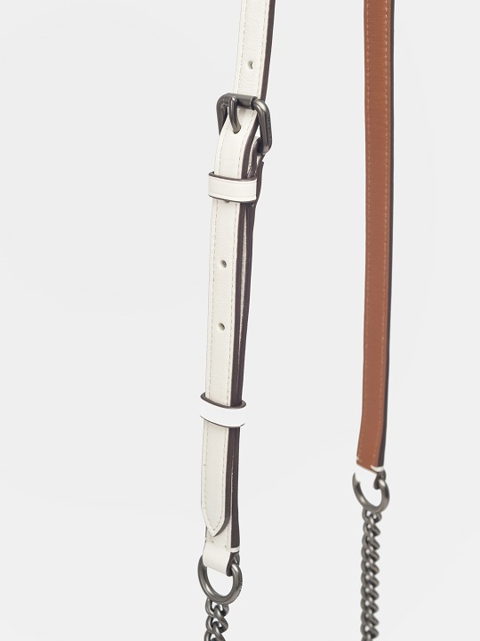 Strap Wearing 3