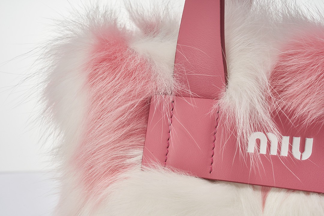 Miu Miu fur detail