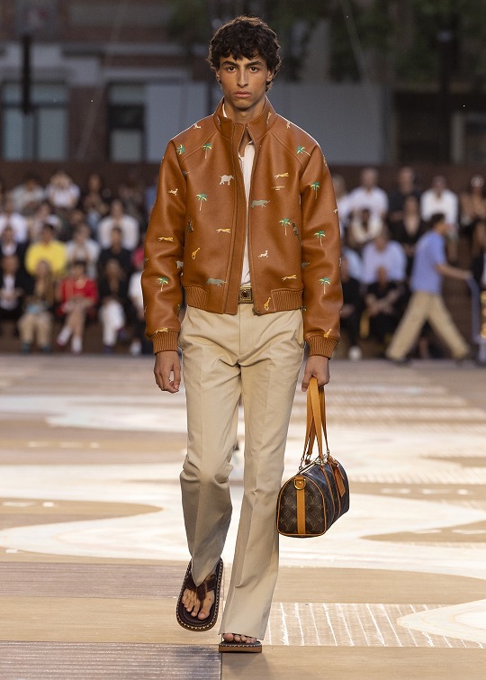 LV Show 6