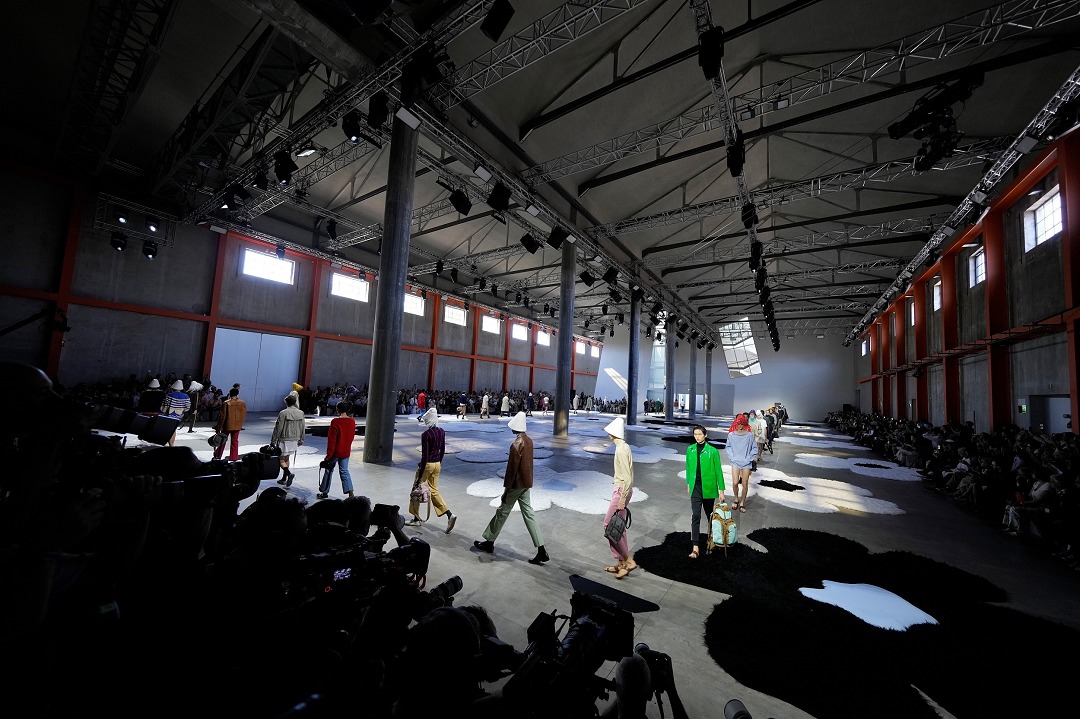 PRADA show details