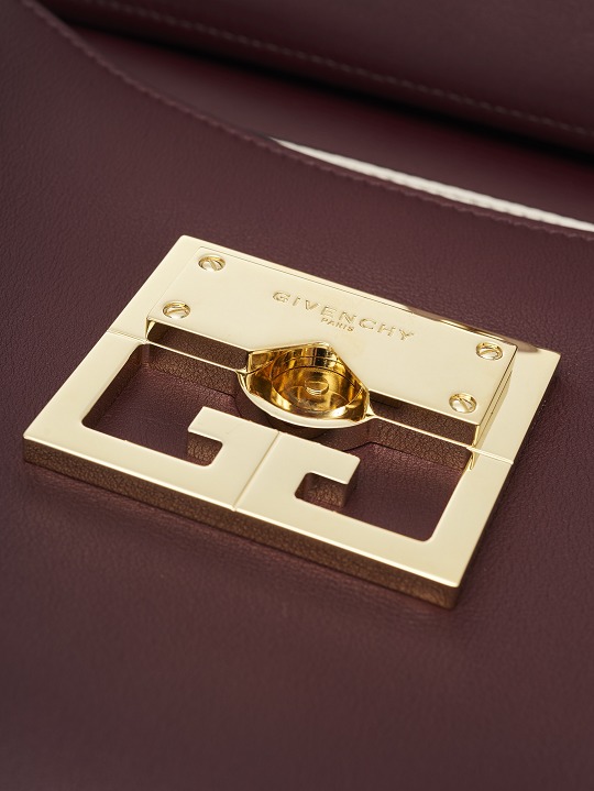 Mystic Bag interior