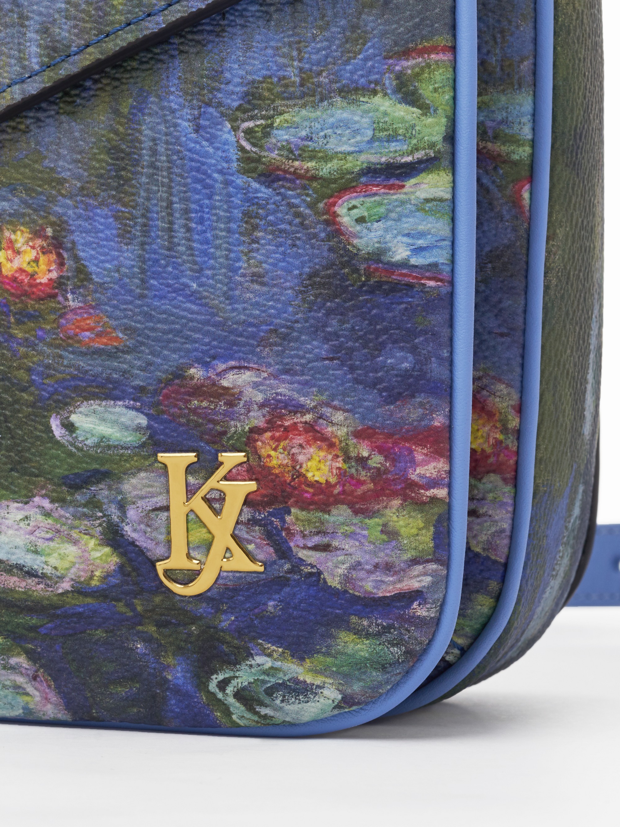 Bag side detail
