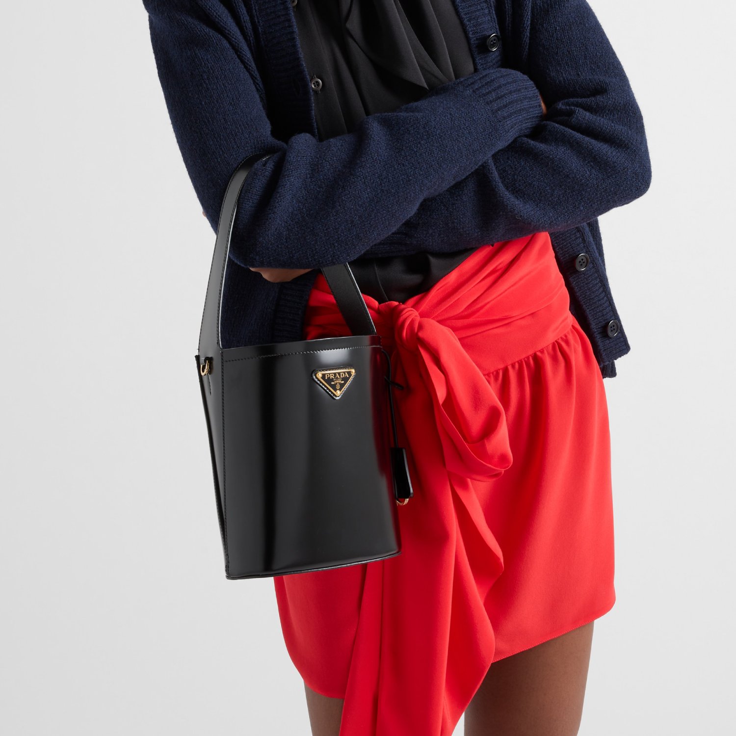 PRADA bucket bag detail 4