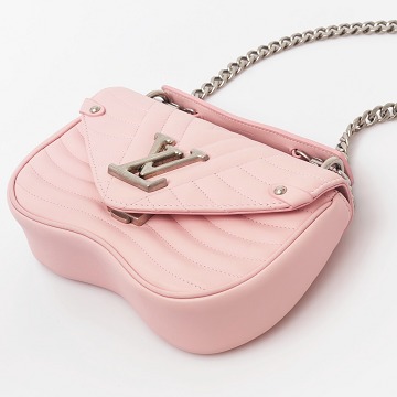 Handbag worn as shoulder bag